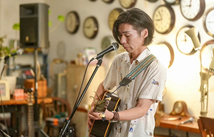 中田ヒダリ ライブ演奏動画（クリックで再生）